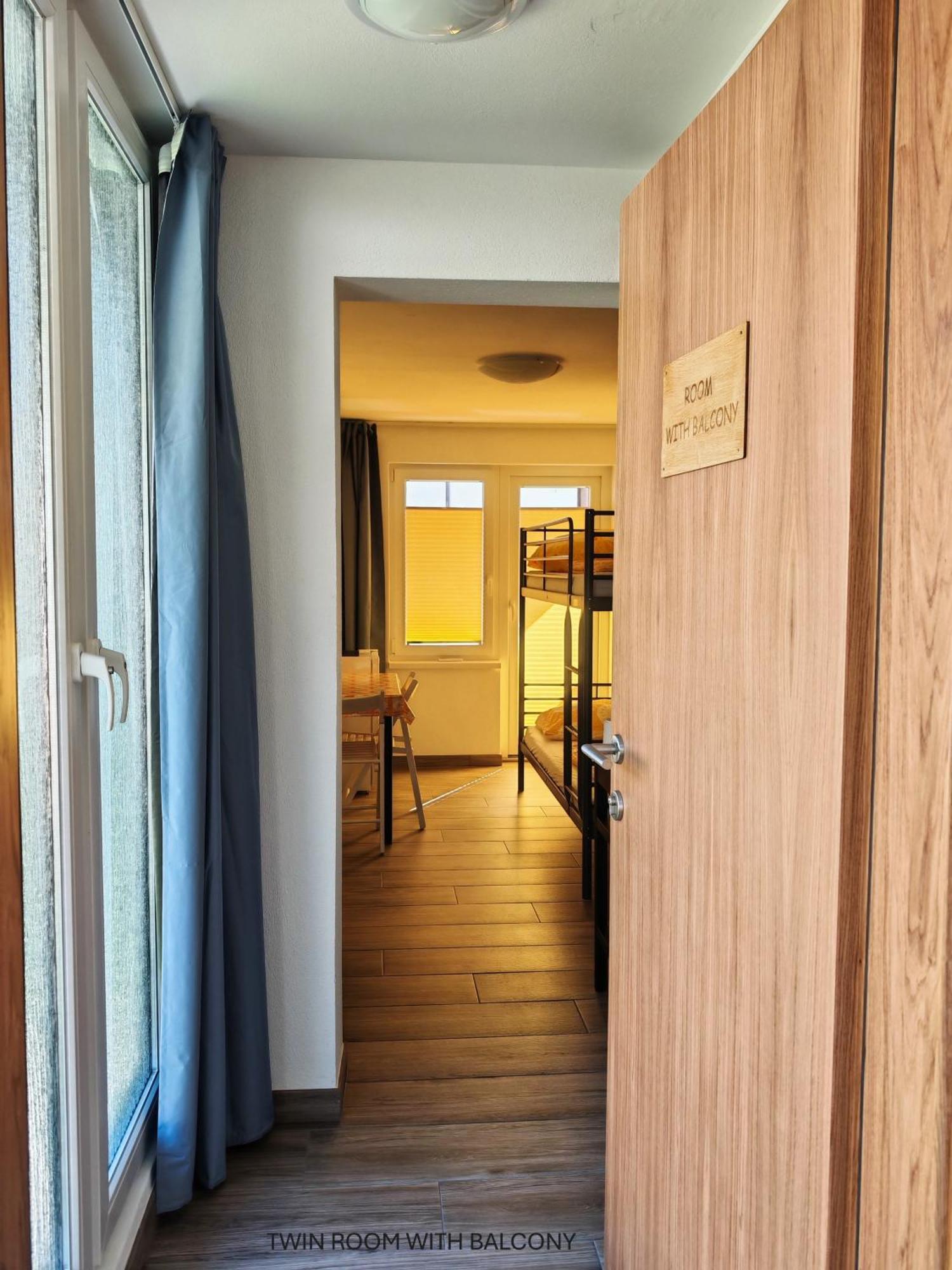 Apartment And Room Anica Tolmin Eksteriør bilde