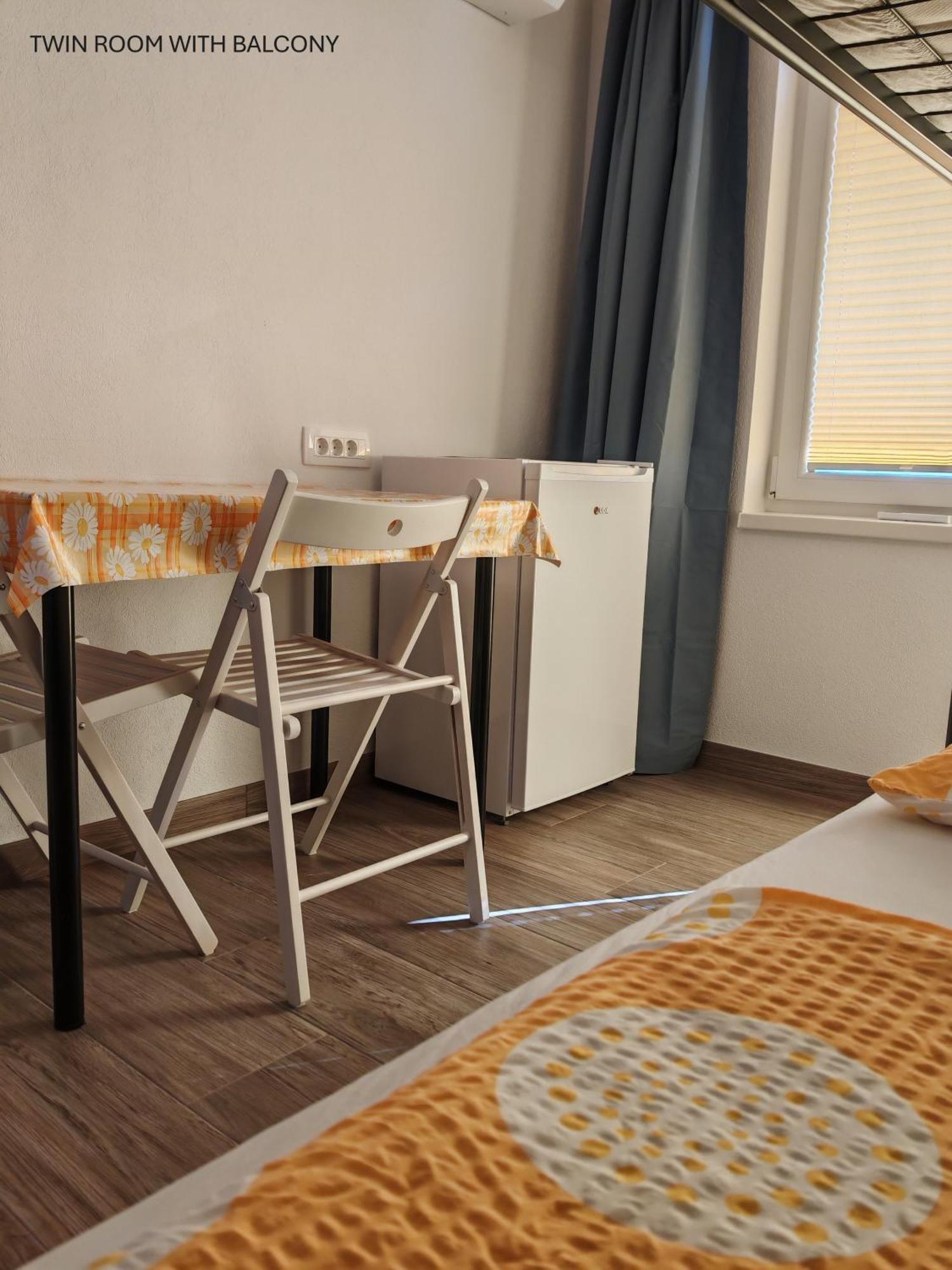 Apartment And Room Anica Tolmin Eksteriør bilde